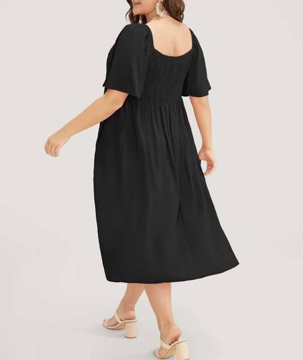 Plus Size 3x/22-24 BloomChic V-Neck Ruched Knotted Pocket Ruffle Dress - Picture 3 of 9